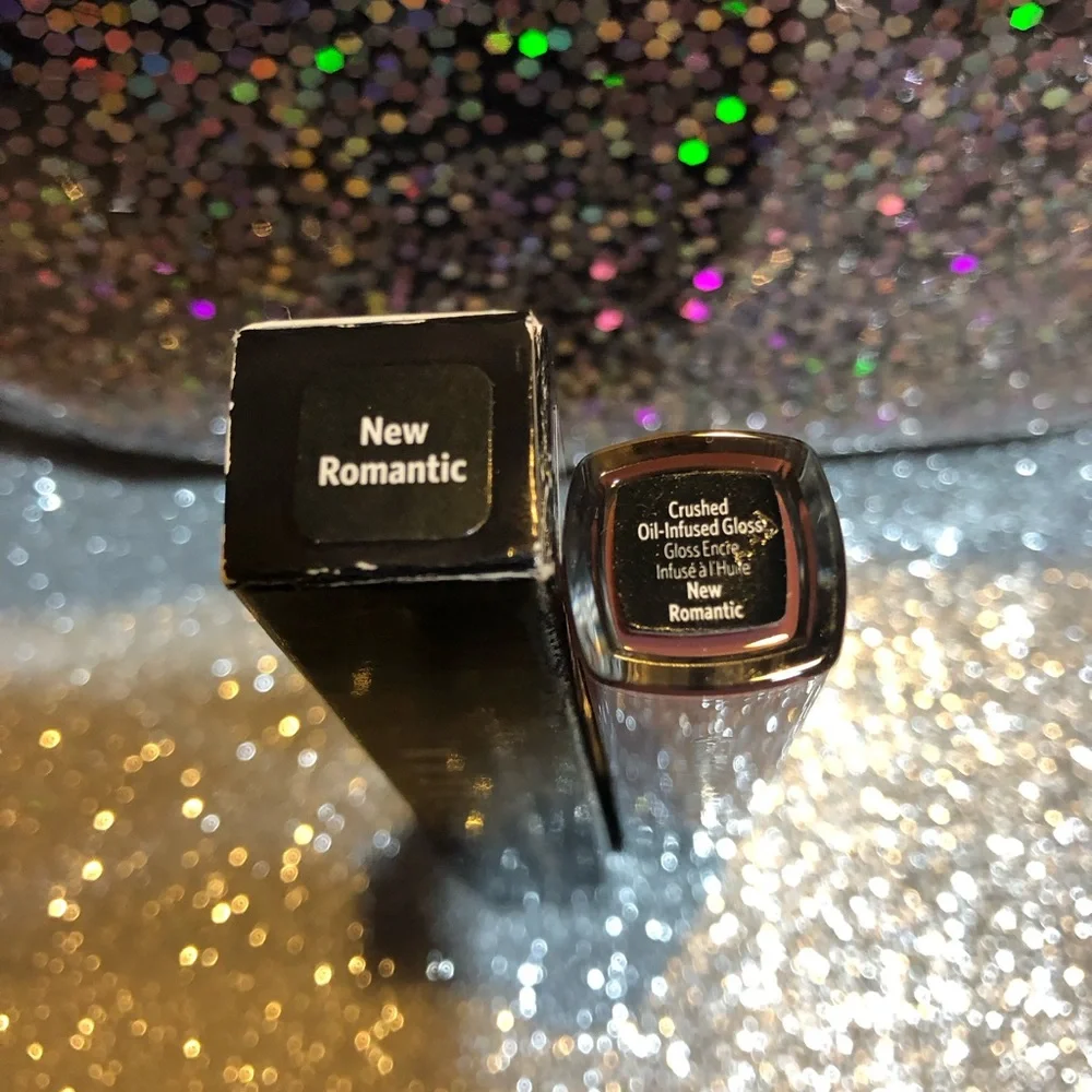 BNIB! Bobbi Brown Crushed Oil-Infused Gloss in New Romantic 💘